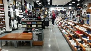 Retail cleaning in Highland Park, CA by Hot Shot Commercial Services, LLC
